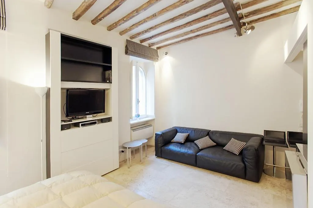 Oro Apartamento Roma